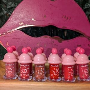 Mocallure Lip And Cheek Sets - Pink and Red